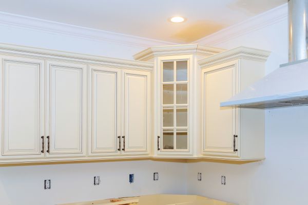 Kitchen Cabinets Repair in Kingwood