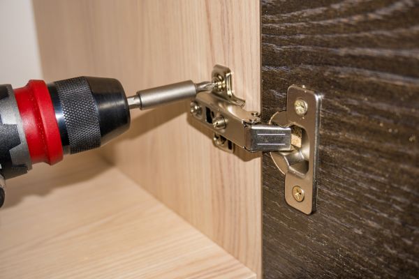Cabinet Hinge Replacement in Kingwood