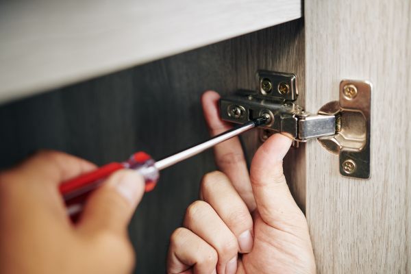 Cabinet Hinge Installation in Kingwood