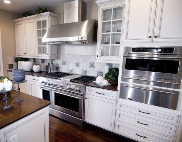 Custom Cabinet Building in Kingwood